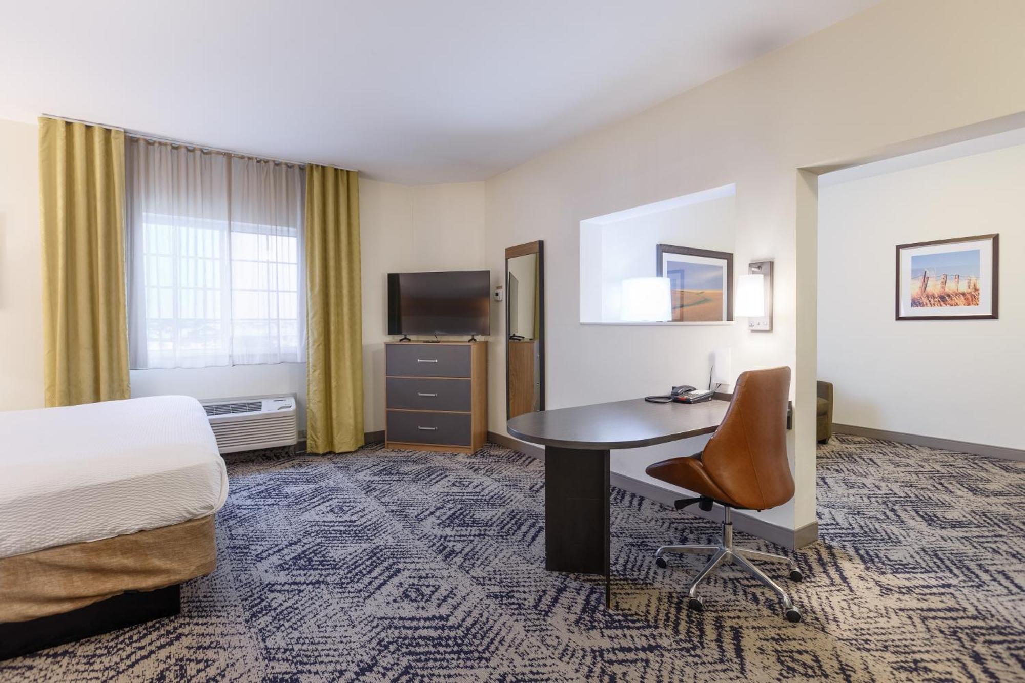 Candlewood Suites San Marcos By Ihg Exterior photo