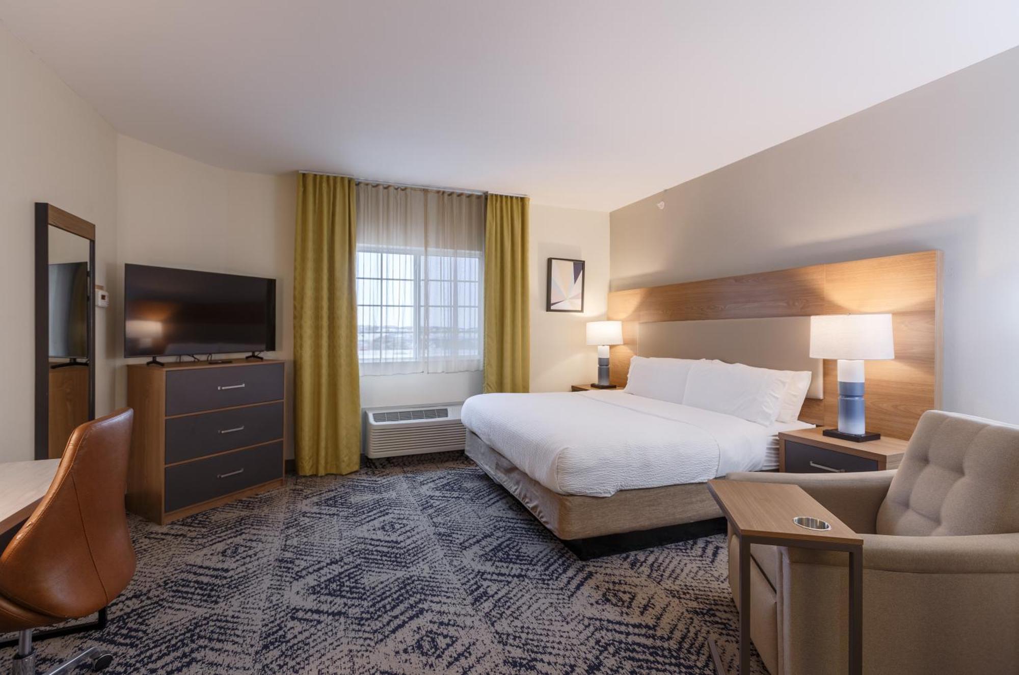 Candlewood Suites San Marcos By Ihg Exterior photo