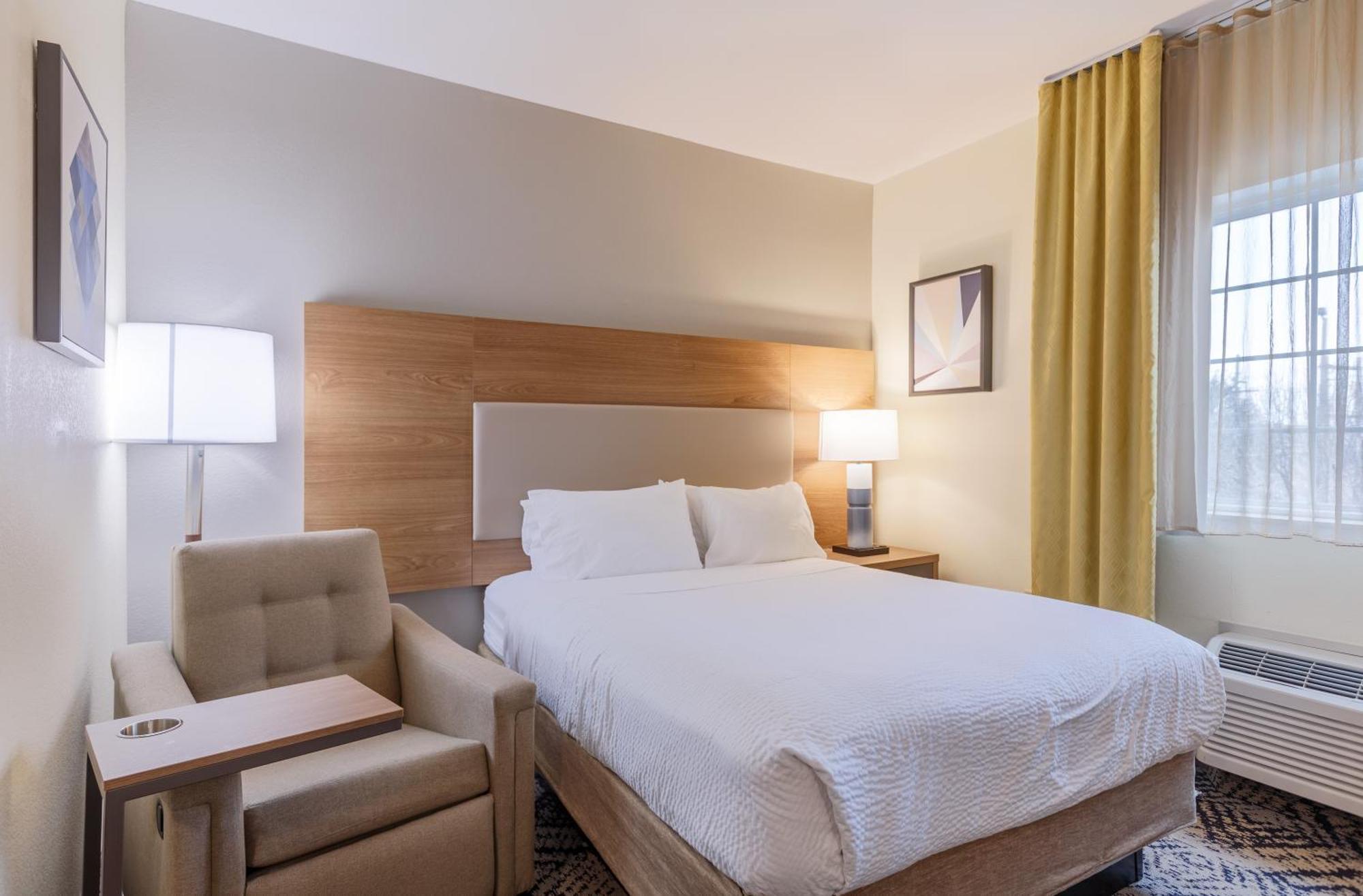 Candlewood Suites San Marcos By Ihg Exterior photo