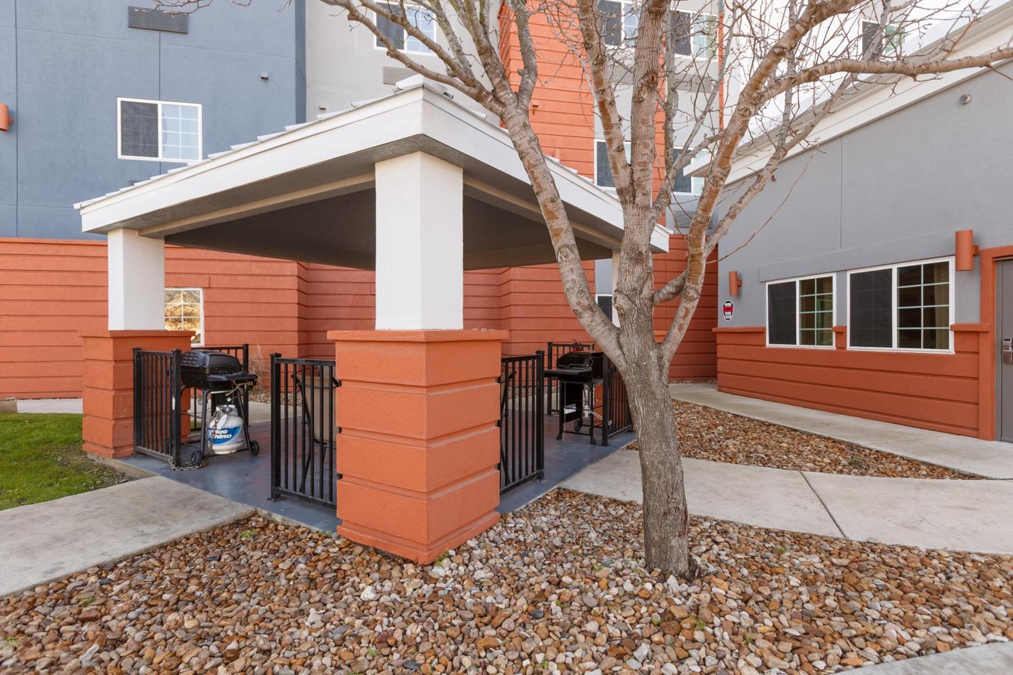 Candlewood Suites San Marcos By Ihg Exterior photo