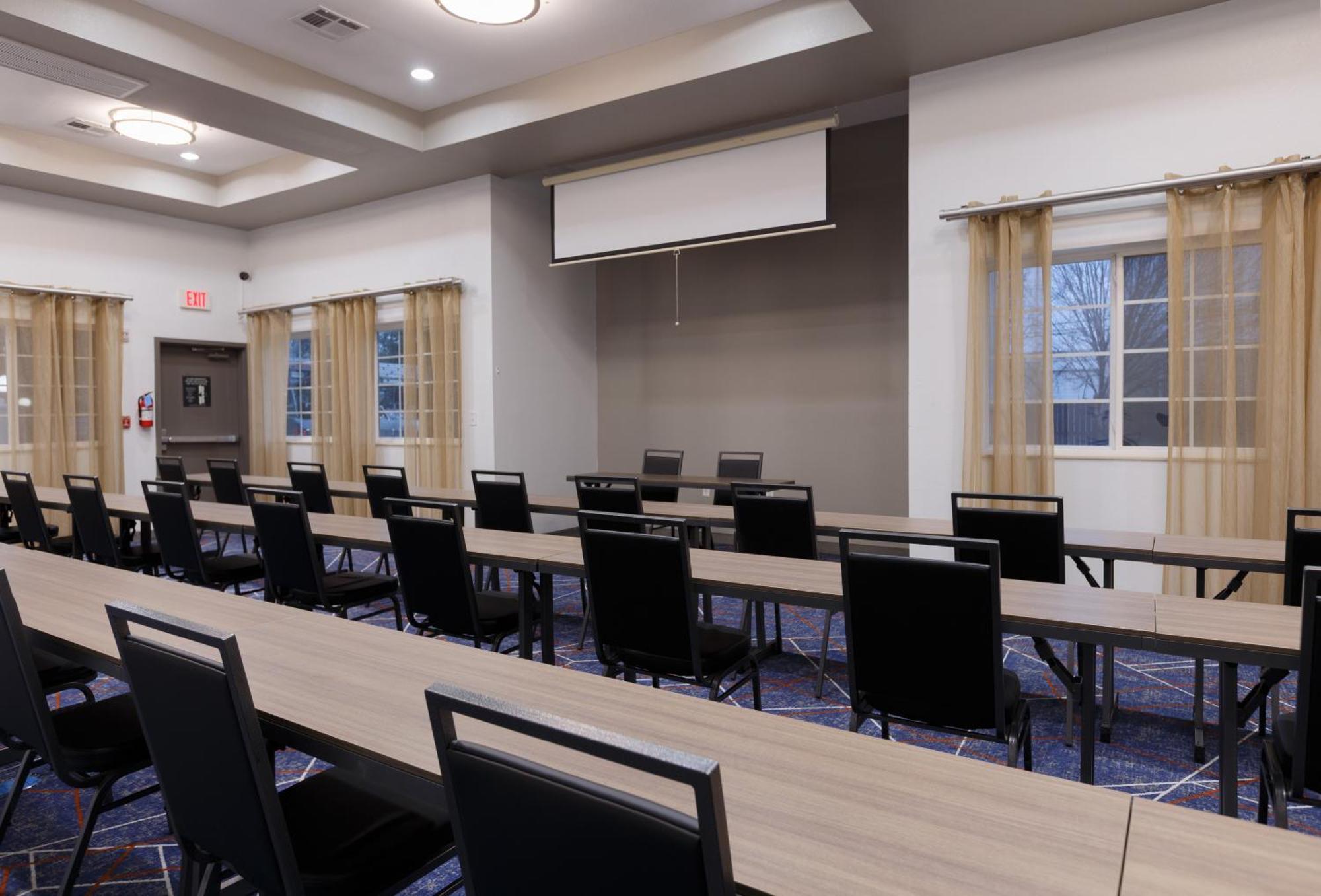 Candlewood Suites San Marcos By Ihg Exterior photo