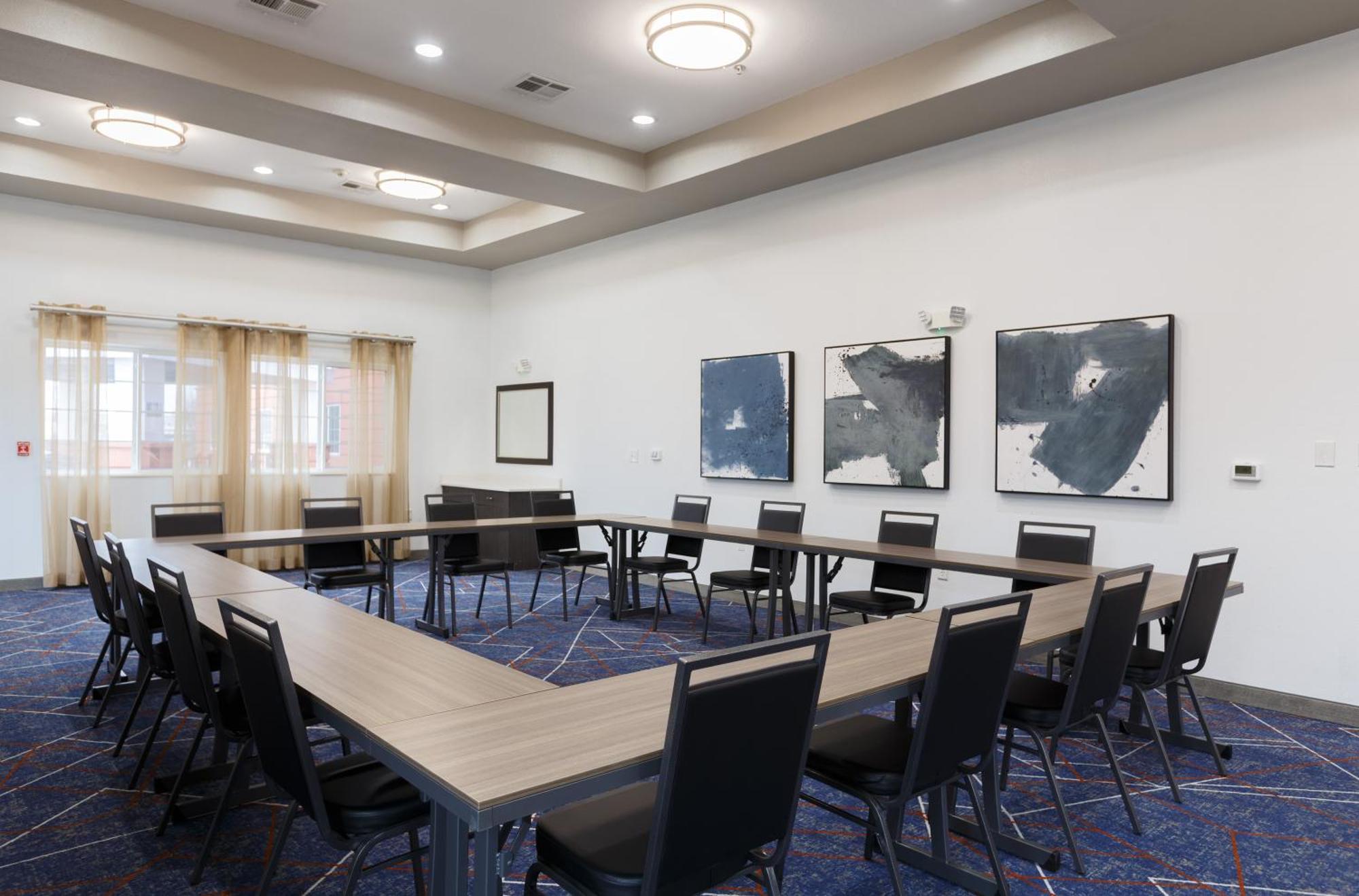 Candlewood Suites San Marcos By Ihg Exterior photo
